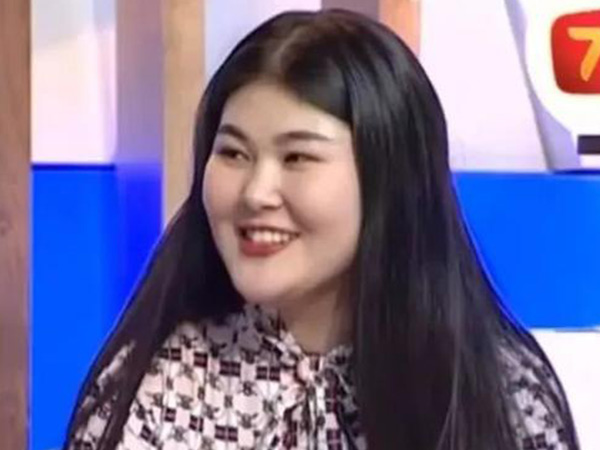 女大学生公开出卖自己