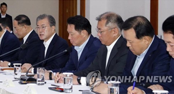 文在寅就日“制裁”喊硬话：日本别继续走绝路