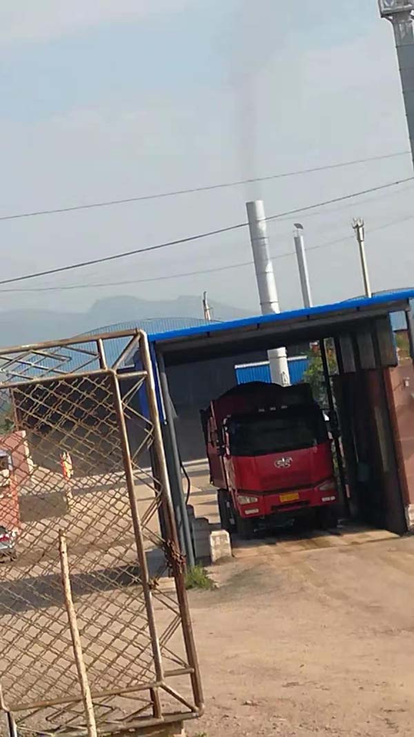 辽宁省建昌县严重污染企业继续生产而不治理