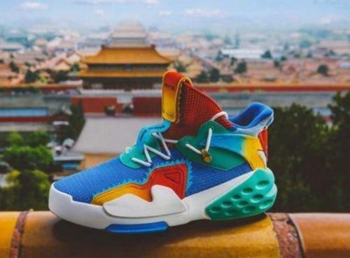 中国“新鞋王”诞生,已超越耐克与阿迪,目前成为业内全球前三