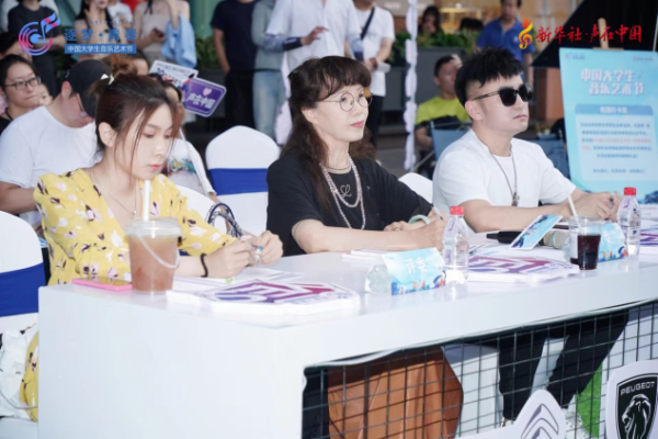 中国大学生音乐艺术节·观察|用热爱书写青春“奇遇记”他们为梦想舞台点赞