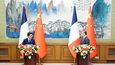 王毅：中国对欧洲是机遇不是风险，是伙伴不是对手