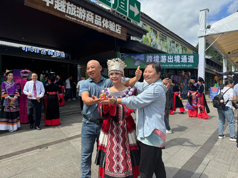 一瀑连中越！中国首个跨境旅游合作区正式运营