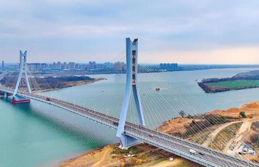 40天超90亿人次！多项数据创纪录 透视2025年春运三大亮点