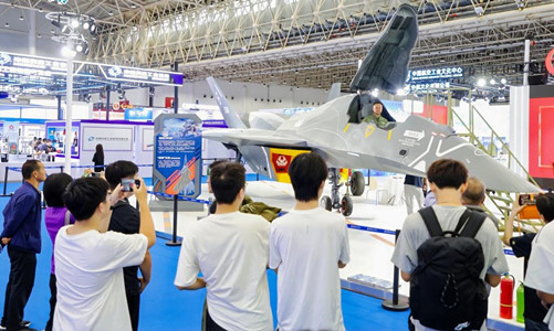 一场“可触可感”的国防教育课