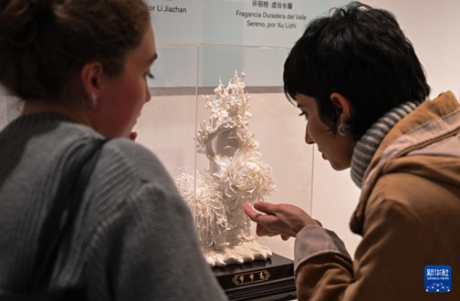 “中国白·德化瓷”西班牙巡展开幕