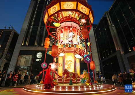 上海：豫园灯会首次“扩容” 点亮新春潮流风尚